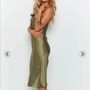 green emerald velvet dress Sage Bloom Satin Strapless Maxi Dress - US 2